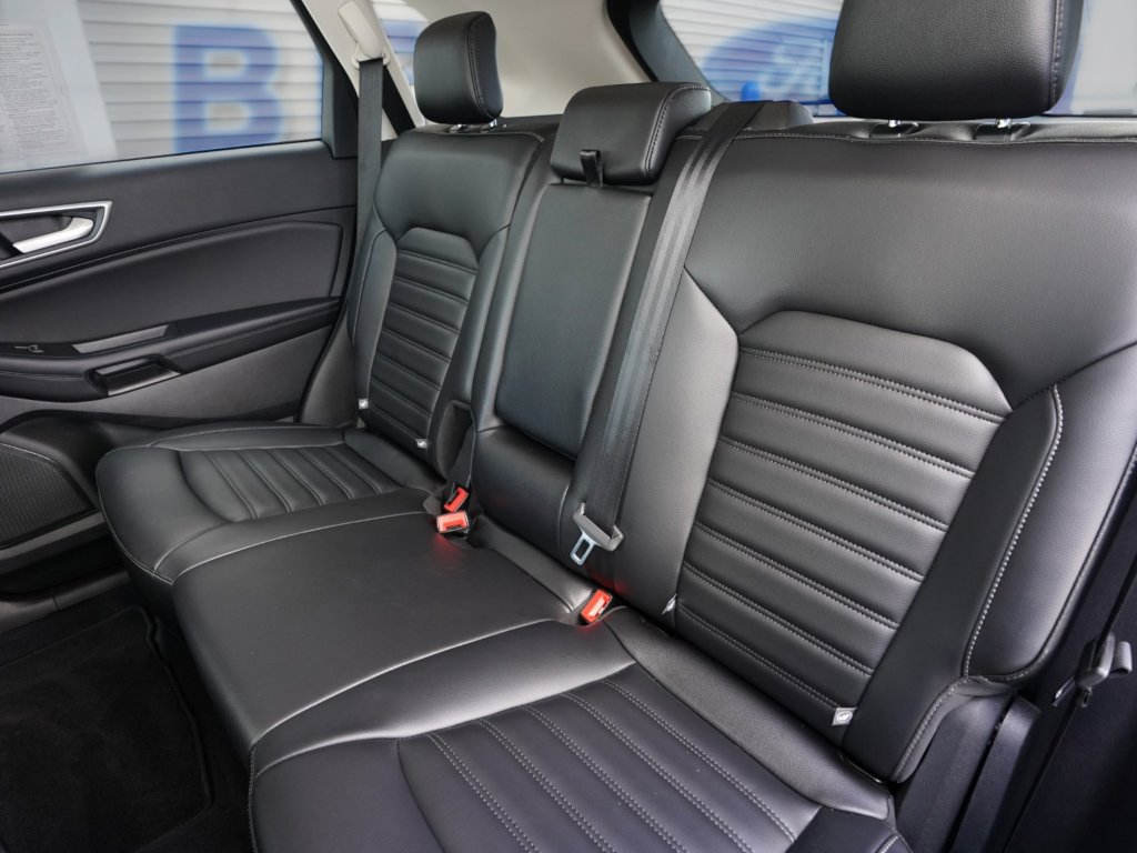 Certified 2024 Ford Edge SEL w/ Convenience Package AWD/4WD image 19