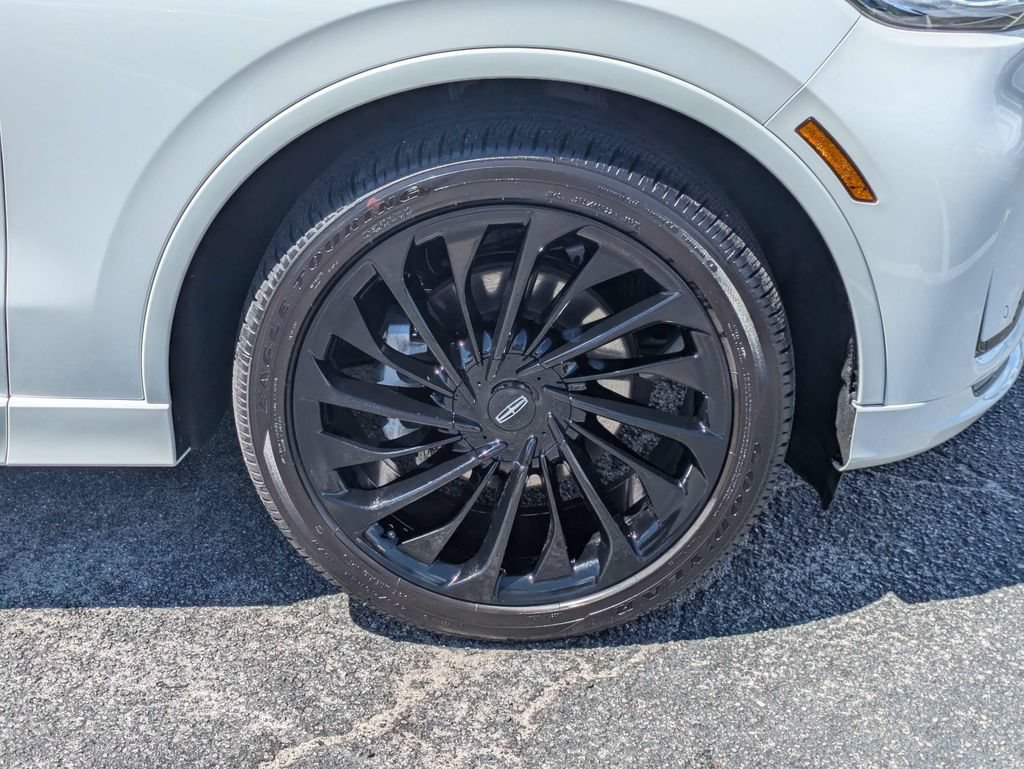 Certified 2026 Lincoln Aviator Reserve w/ Luxury Package RWD image 12