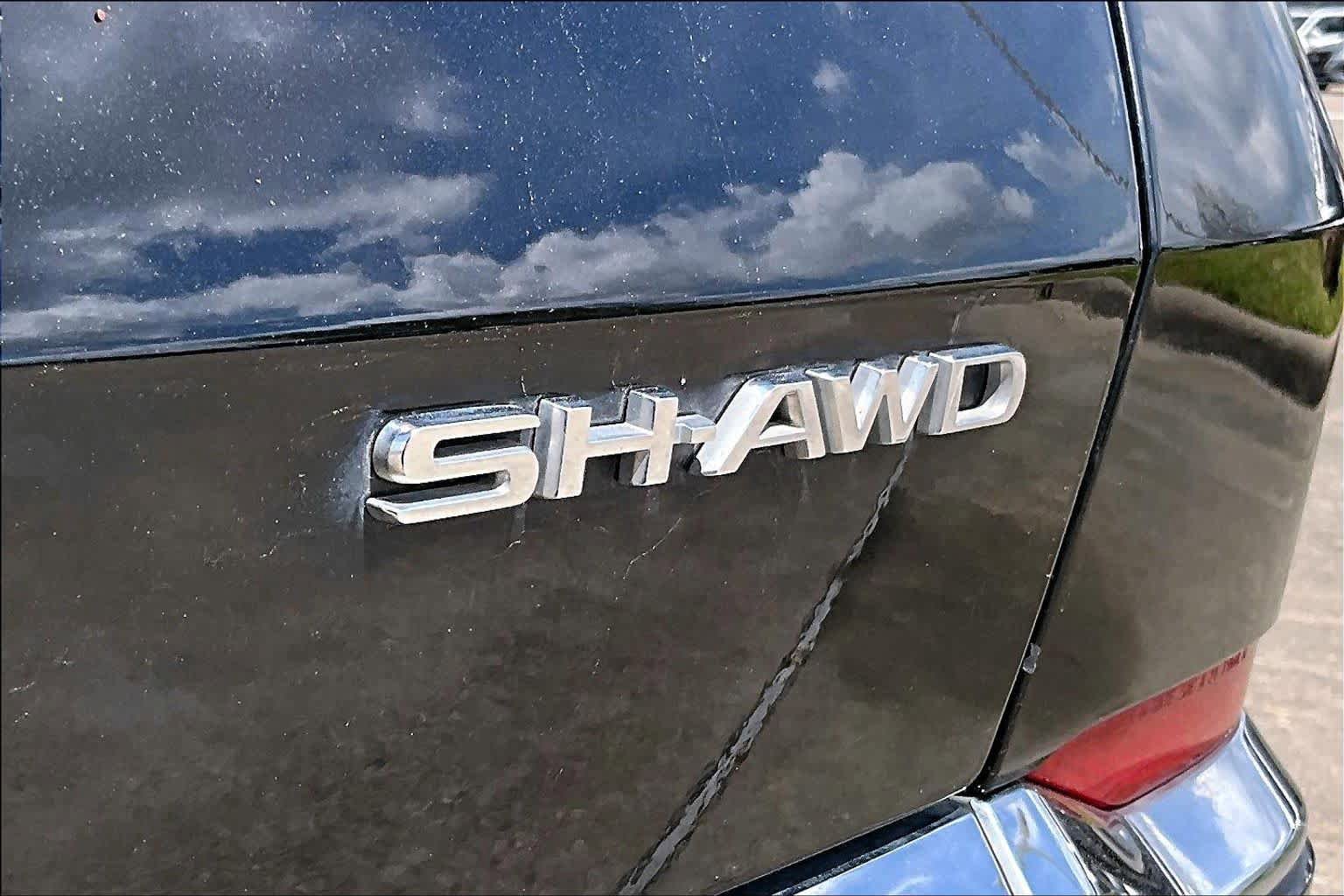 Used 2023 Acura MDX SH-AWD w/ Technology Package image 9