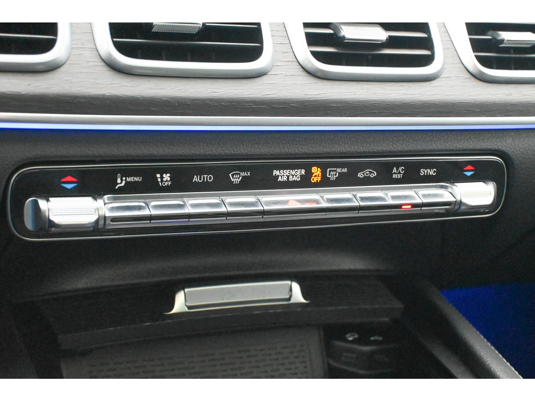 Used 2021 Mercedes-Benz GLS 580 4MATIC image 54