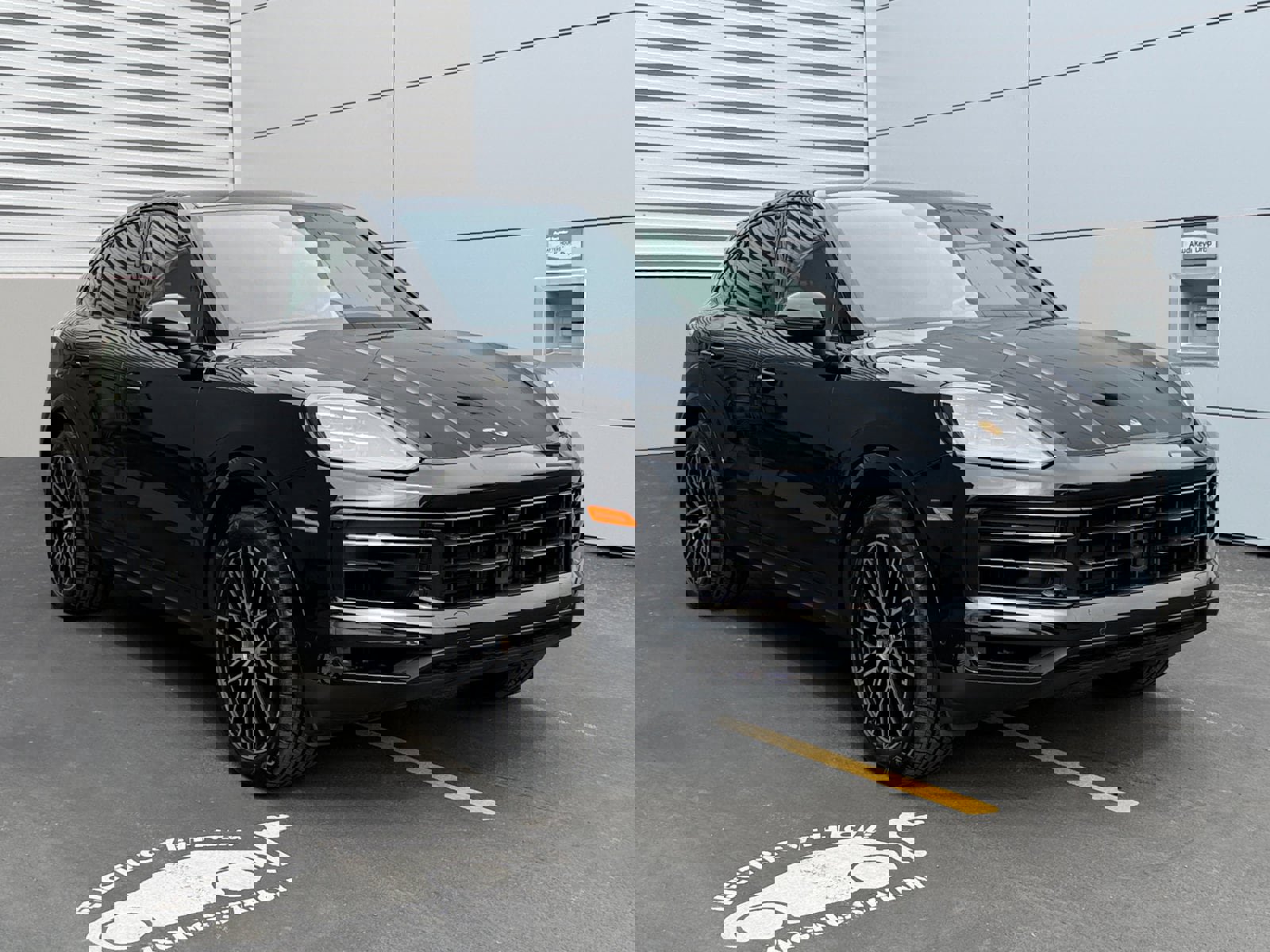 Used 2024 Porsche Cayenne Coupe image 7