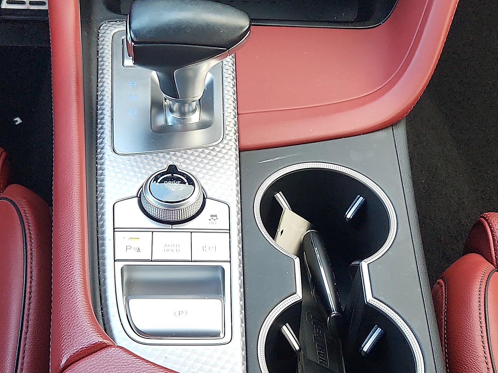 Used 2023 Genesis G70 2.0T w/ Sport Prestige Package image 19