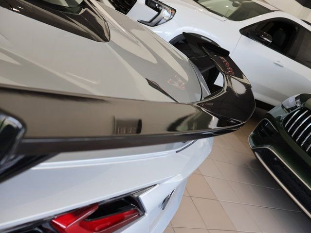 Used 2021 Chevrolet Corvette Stingray Premium Cpe w/ Z51 Performance Package image 15