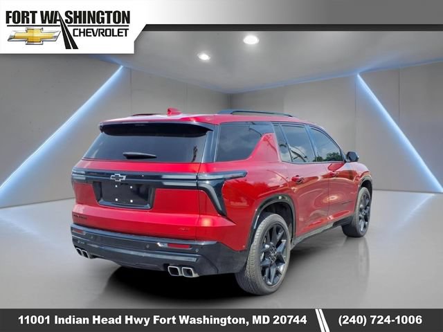 Used 2025 Chevrolet Traverse RS w/ LPO, Floor Liner Package FWD image 3