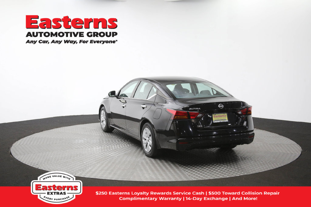 Used 2023 Nissan Altima 2.5 S FWD image 34