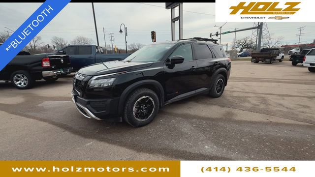 Used 2025 Nissan Pathfinder Rock Creek AWD/4WD image 4