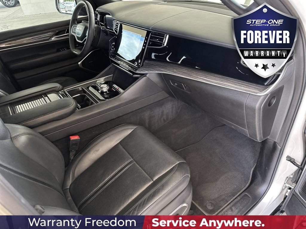Used 2022 Jeep Wagoneer Series II w/ Premium Group I AWD/4WD image 43