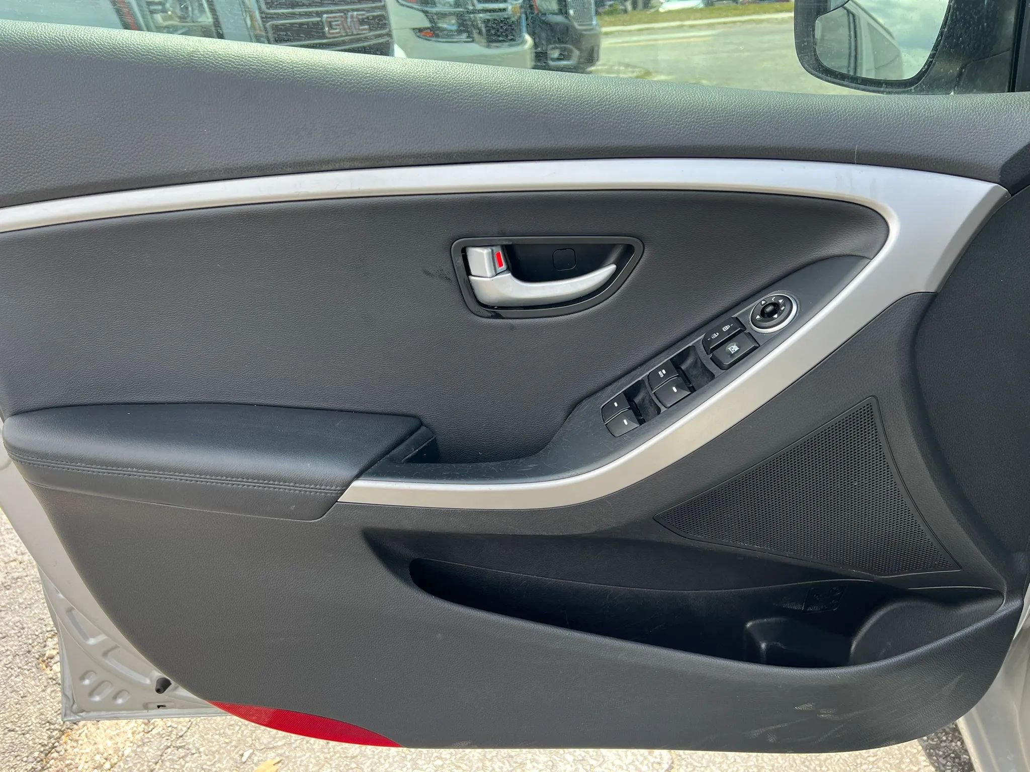 Used 2016 Hyundai Elantra GT w/ Option Group 03 FWD image 9