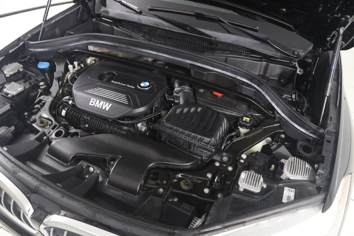 Used 2017 BMW X1 xDrive28i AWD/4WD image 16