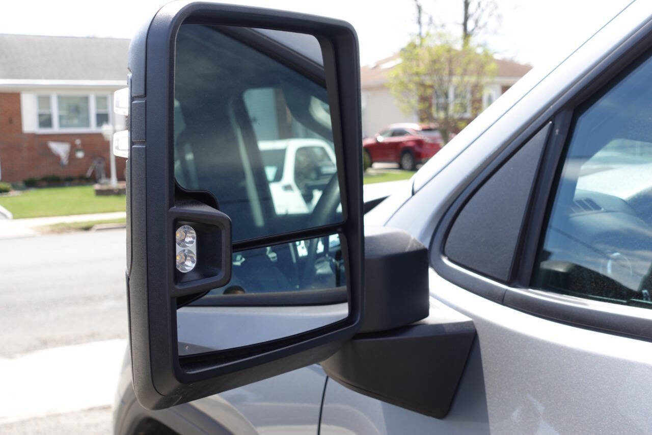 Used 2023 GMC Sierra 1500 Pro w/ Graphite Edition image 8