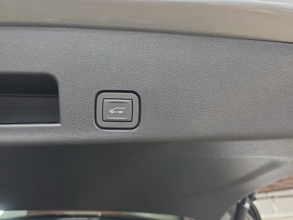 New 2026 Buick Enclave Preferred w/ Power Package FWD image 15