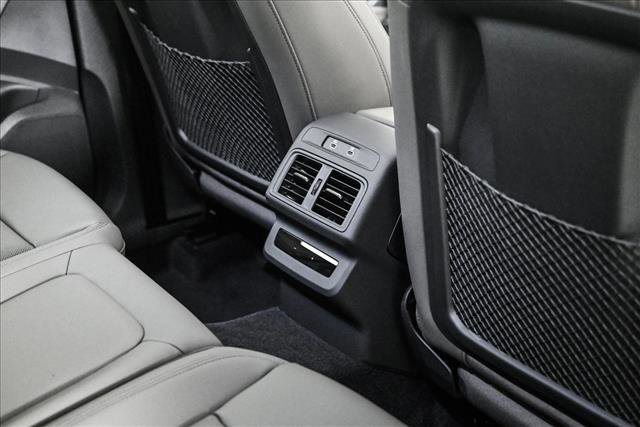 New 2025 Audi Q5 Premium Plus image 18