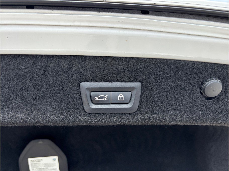 Used 2021 BMW 740i RWD image 53