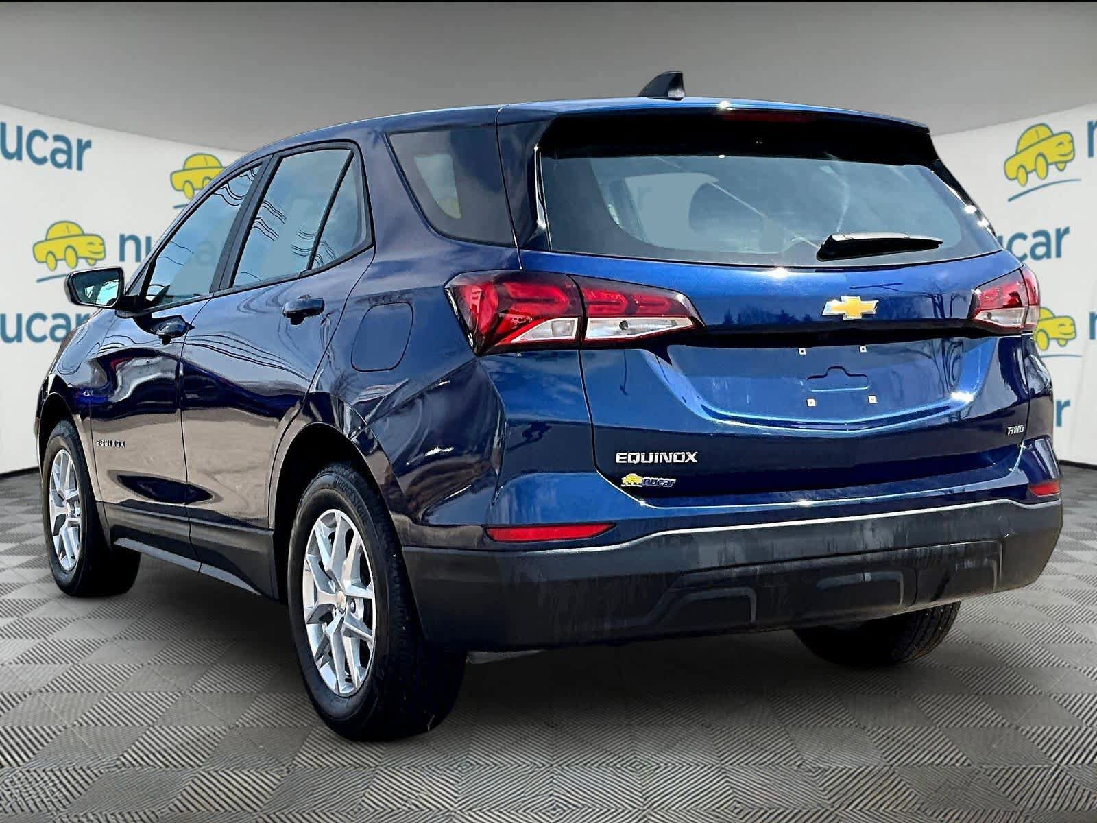 Used 2023 Chevrolet Equinox LS image 4