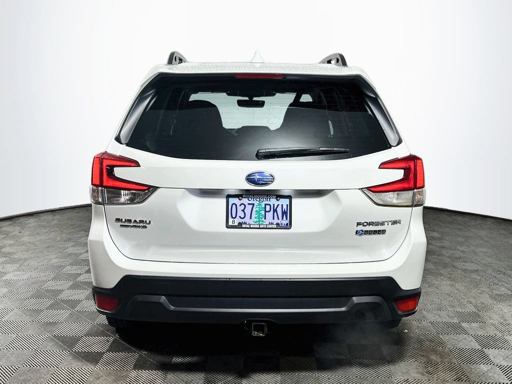 Used 2023 Subaru Forester Premium AWD/4WD image 6