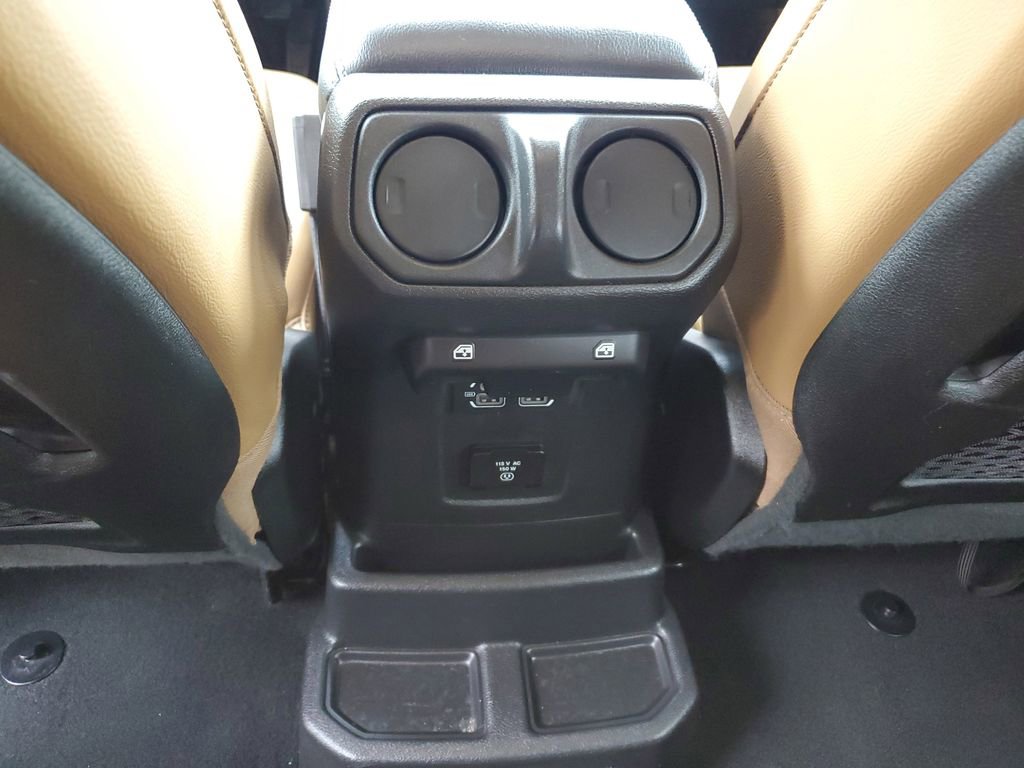 Used 2022 Jeep Wrangler Unlimited Rubicon 4xe w/ Steel Bumper Group image 13