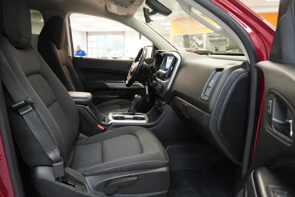 Certified 2018 Chevrolet Colorado LT w/ LT Convenience Package AWD/4WD image 34