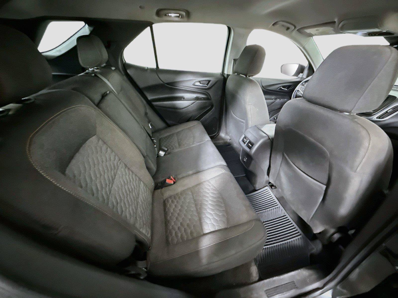 Used 2021 Chevrolet Equinox LT AWD/4WD image 18