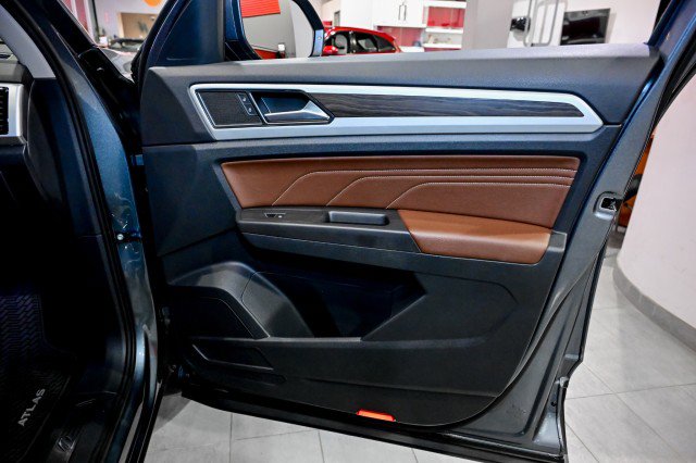 Used 2022 Volkswagen Atlas SE image 32