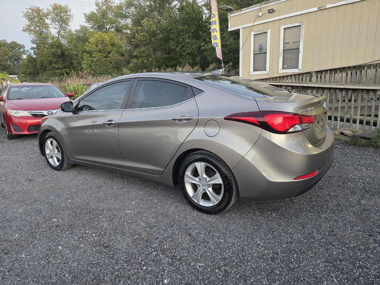 Used 2016 Hyundai Elantra Value Edition image 17