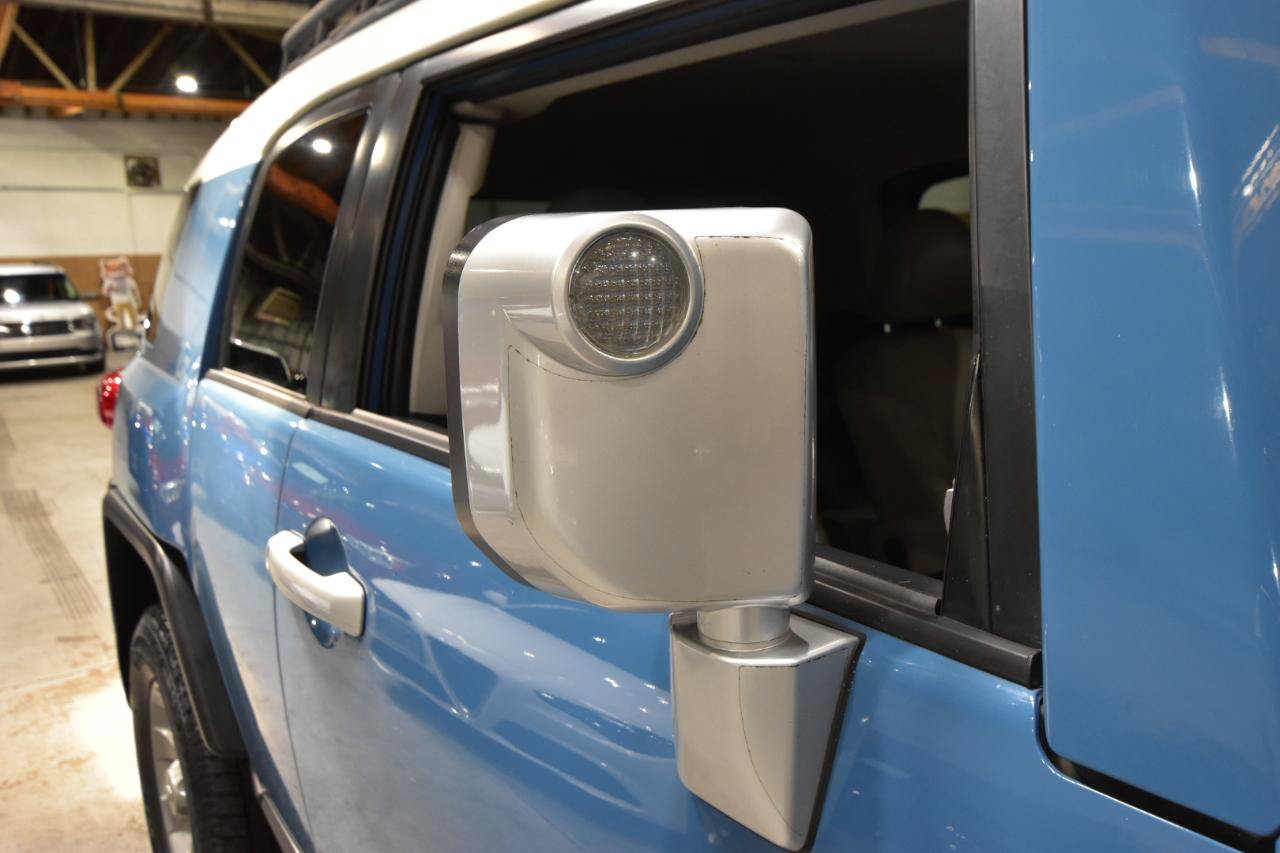 Used 2012 Toyota FJ Cruiser 4WD w/ Convenience Pkg image 47