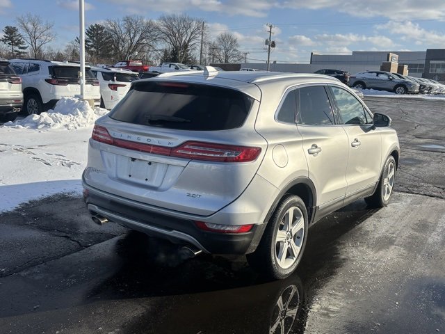 Used 2017 Lincoln MKC Premiere image 5