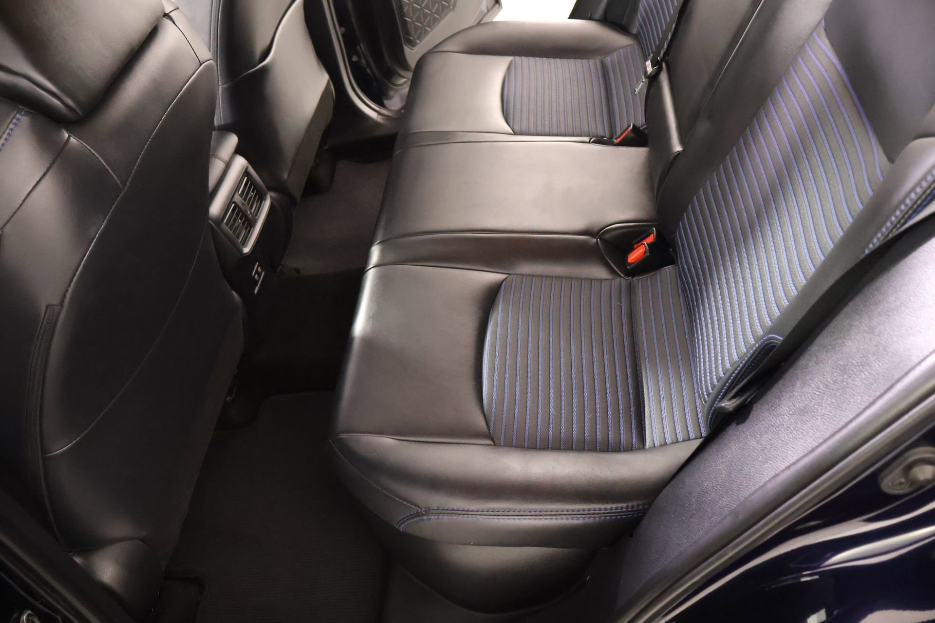 Used 2020 Toyota RAV4 XSE image 12