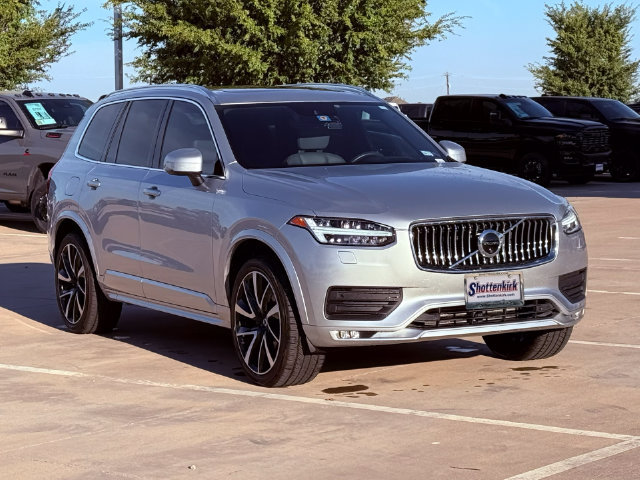 Used 2020 Volvo XC90 T6 Momentum w/ Protection Package Premier AWD/4WD image 8