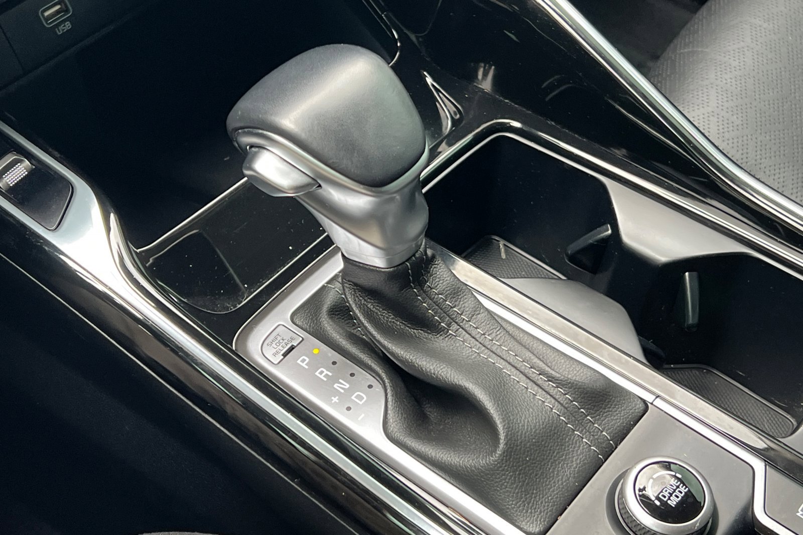 Certified 2022 Kia Sorento SX image 33