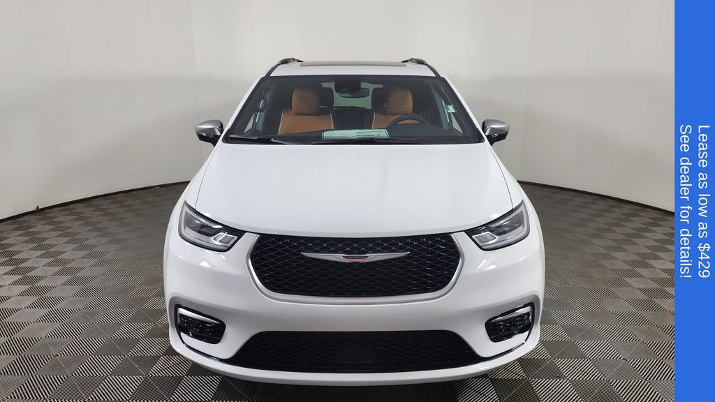 New 2026 Chrysler Pacifica Pinnacle FWD image 2