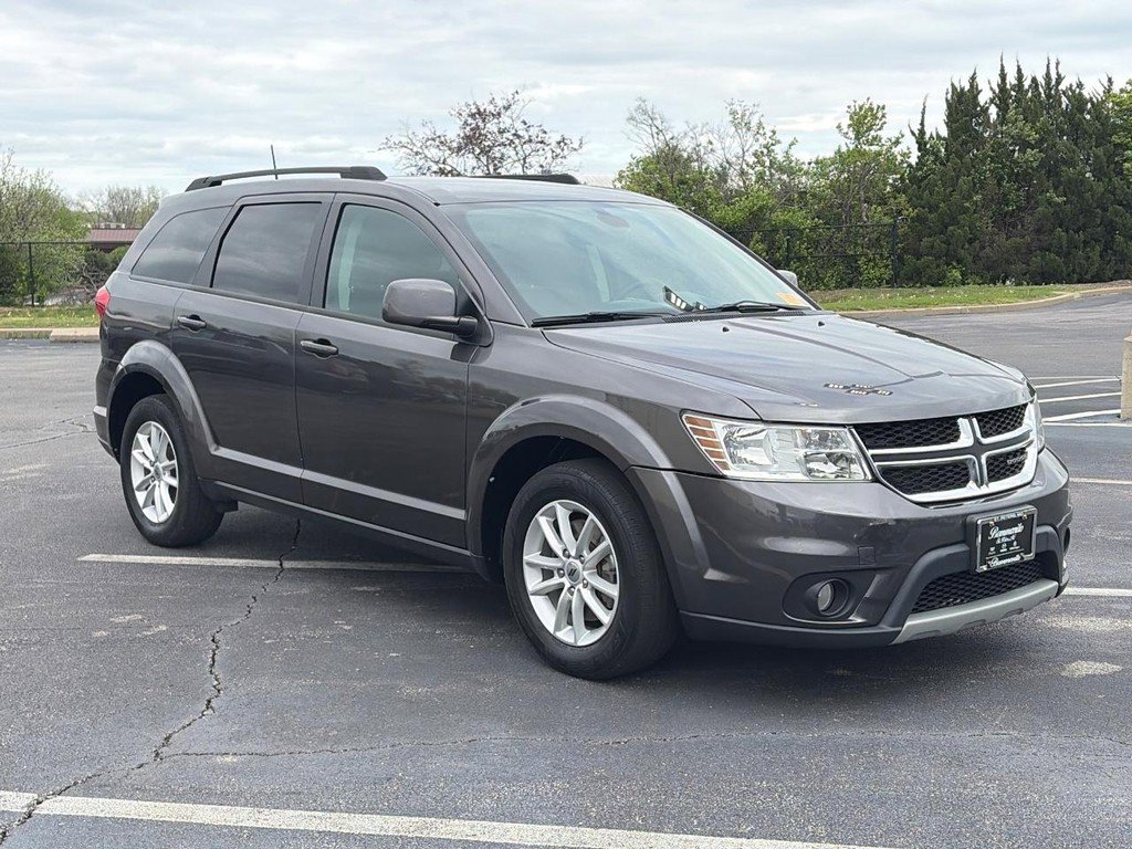 Used 2018 Dodge Journey SXT w/ Connectivity Group image 3
