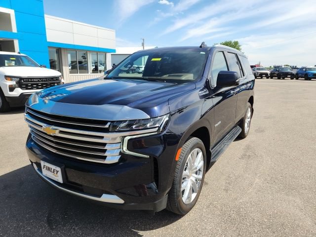 Used 2024 Chevrolet Tahoe High Country AWD/4WD image 6
