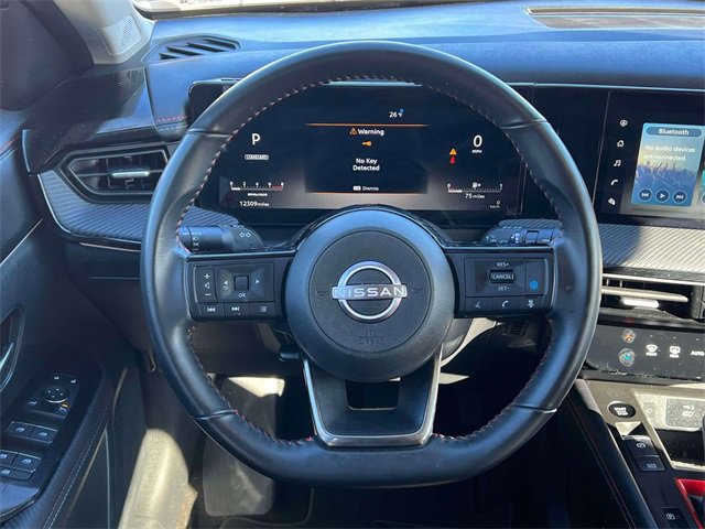Used 2025 Nissan Kicks SR image 14