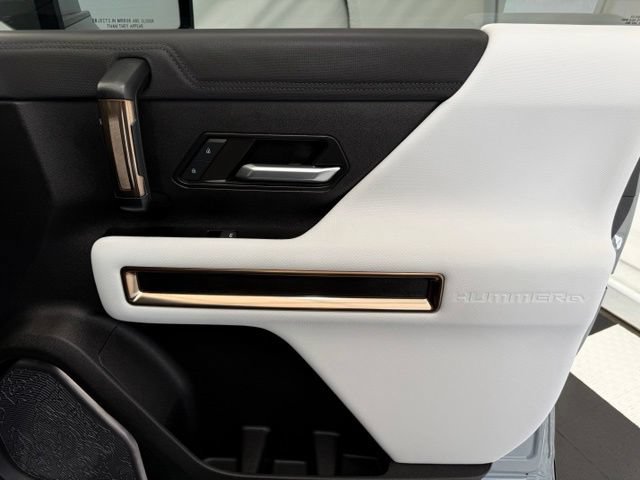 Used 2024 GMC Hummer EV 3X AWD/4WD image 22