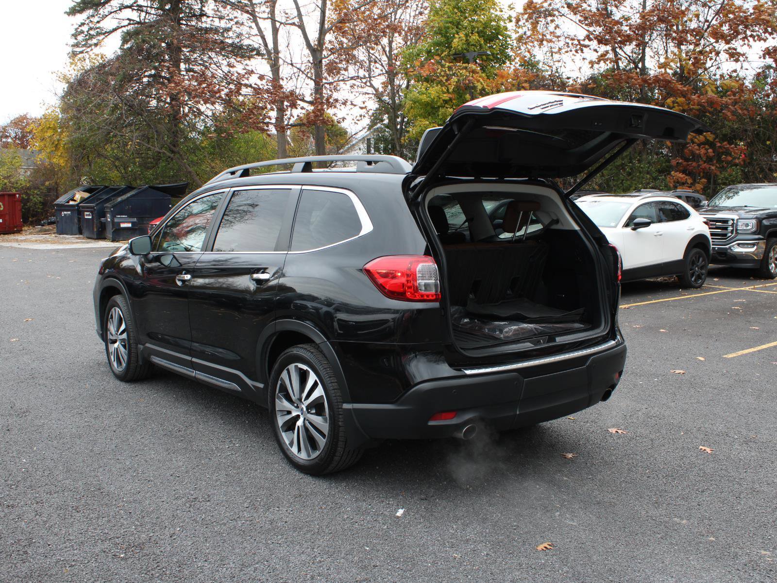 Used 2022 Subaru Ascent Touring image 7