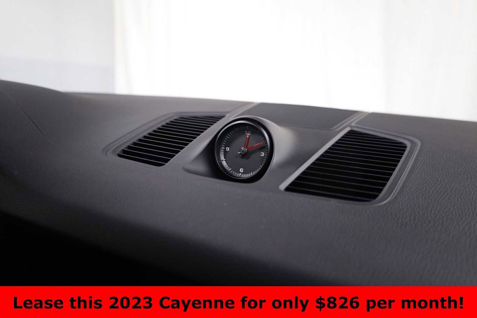 Certified 2023 Porsche Cayenne Platinum Edition image 23