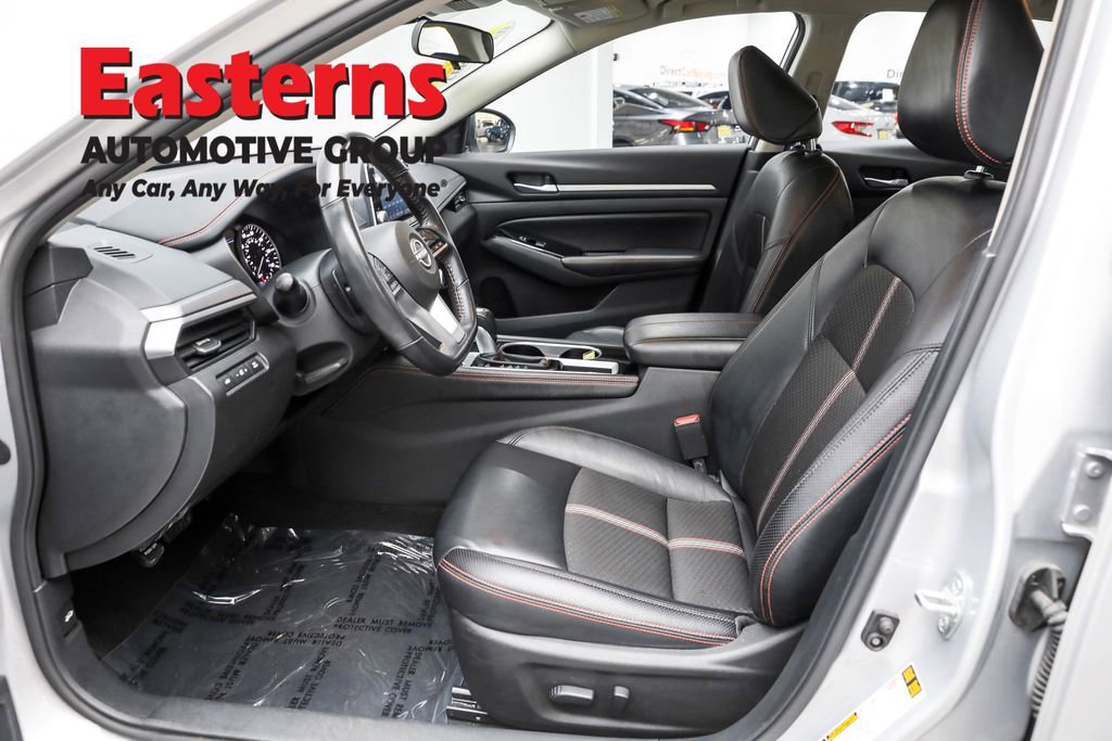 Used 2024 Nissan Altima 2.5 SR image 14