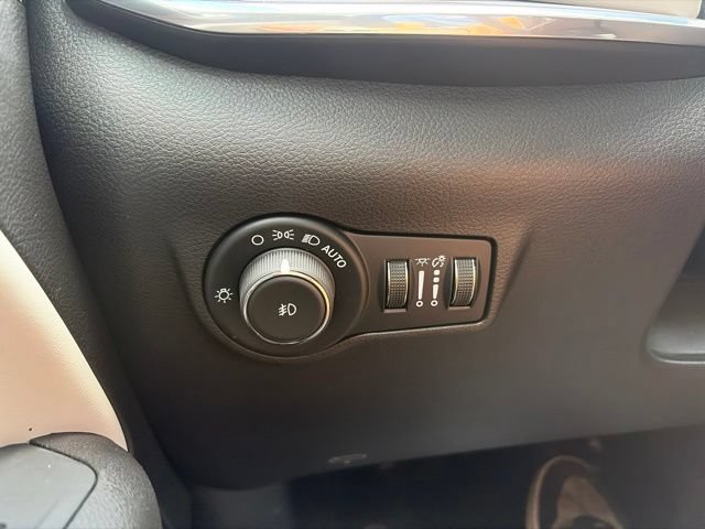 Used 2024 Jeep Compass Limited AWD/4WD image 21