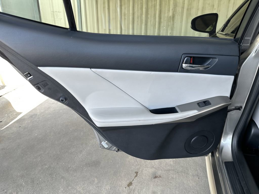 Used 2015 Lexus IS 250 w/ F-Sport Package RWD image 29