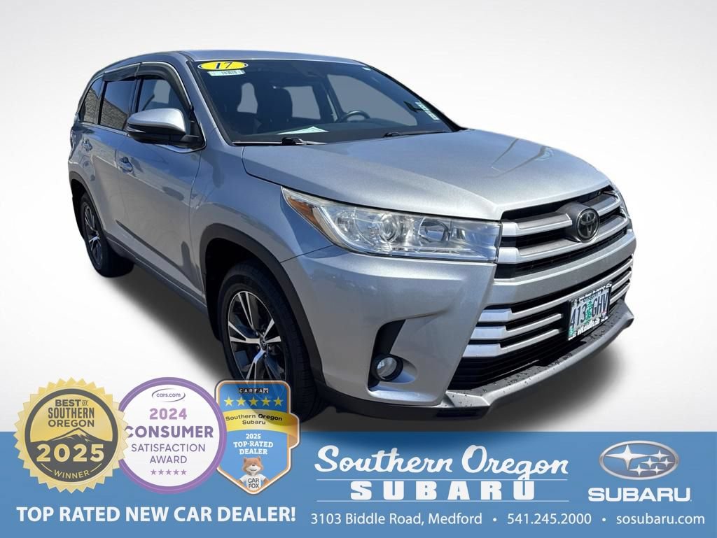 Used 2017 Toyota Highlander Plus AWD/4WD 360° Tour