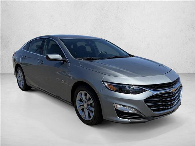 Used 2025 Chevrolet Malibu LT FWD image 3