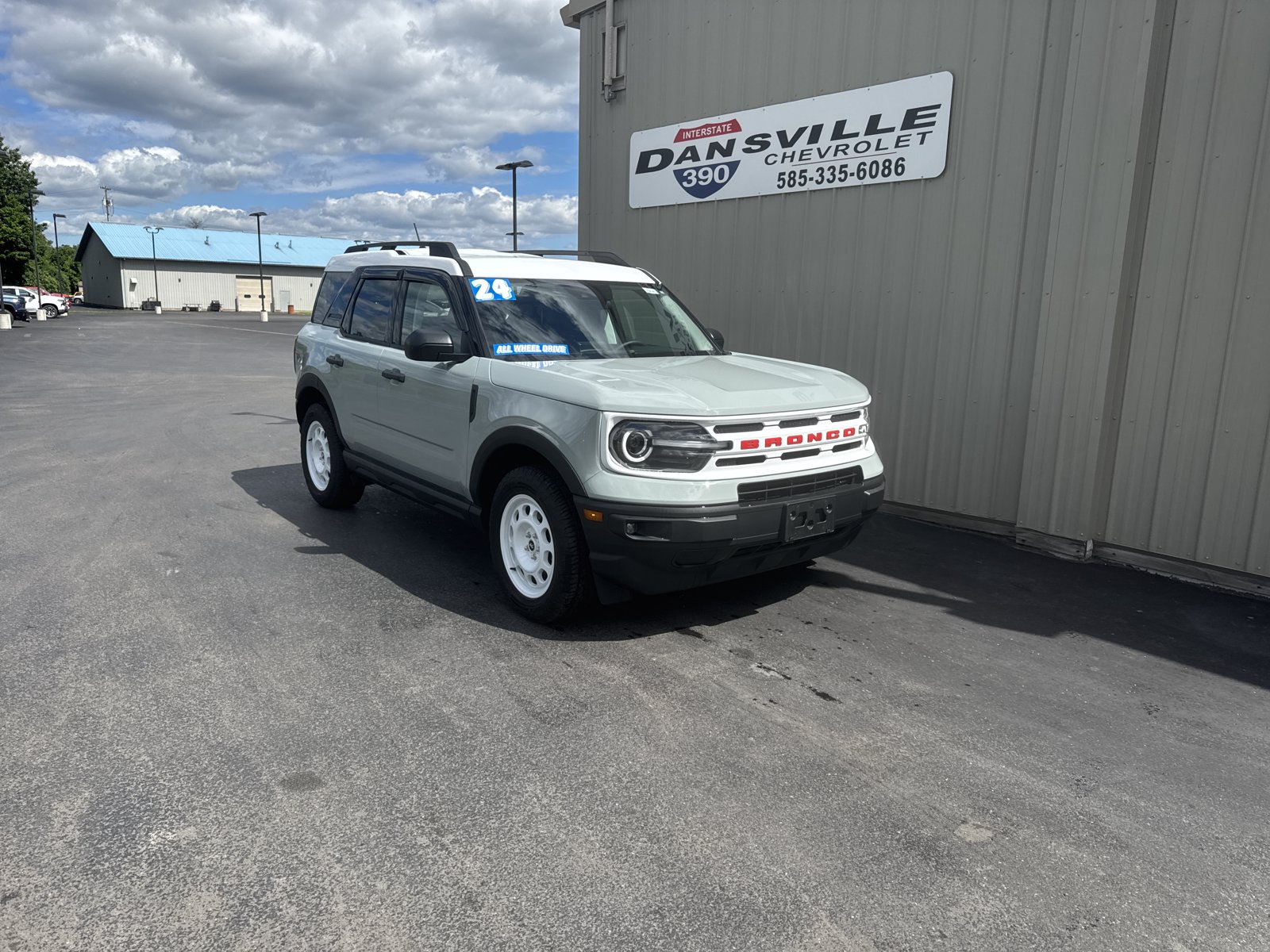 Used 2024 Ford Bronco Sport Heritage AWD/4WD image 1