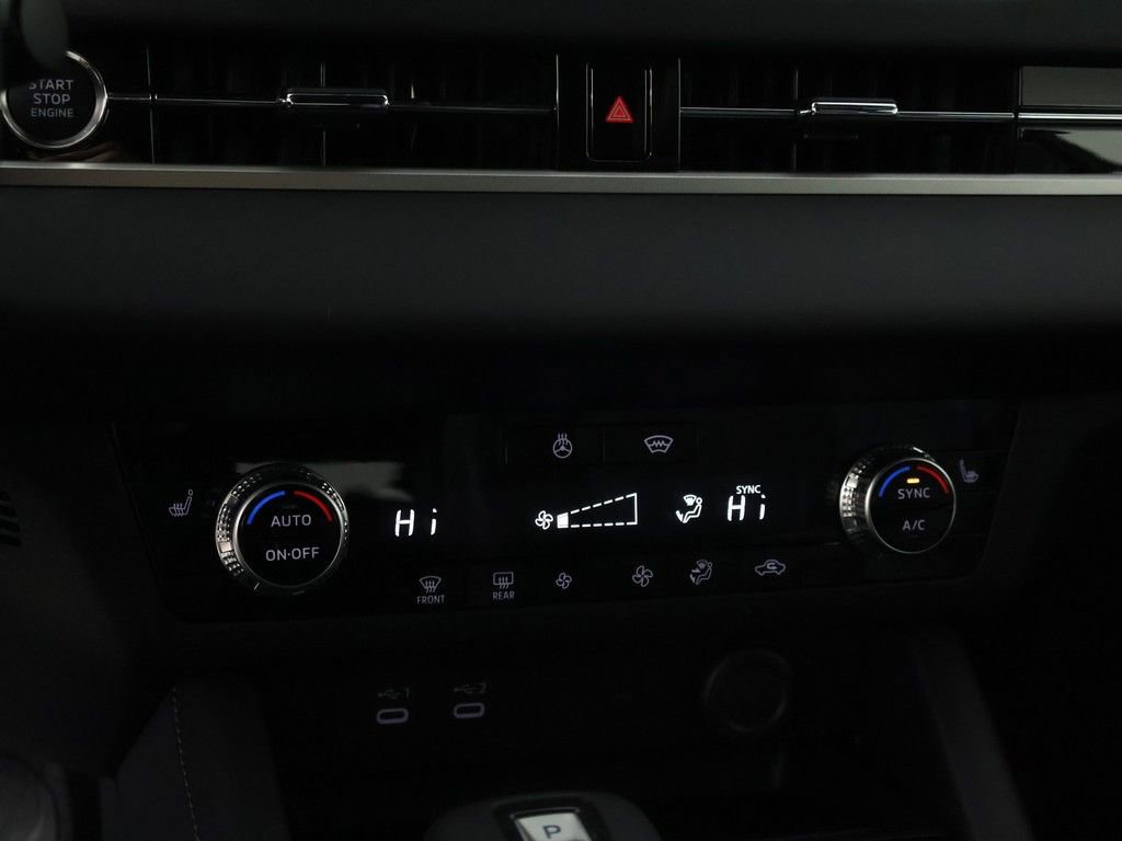 New 2026 Mitsubishi Outlander LE AWD/4WD image 43