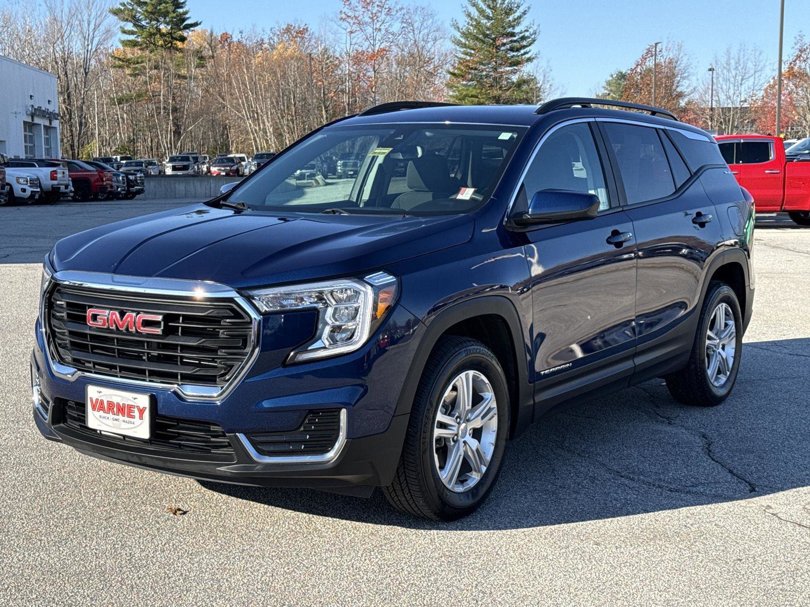 Used 2022 GMC Terrain SLE w/ Driver Convenience Package