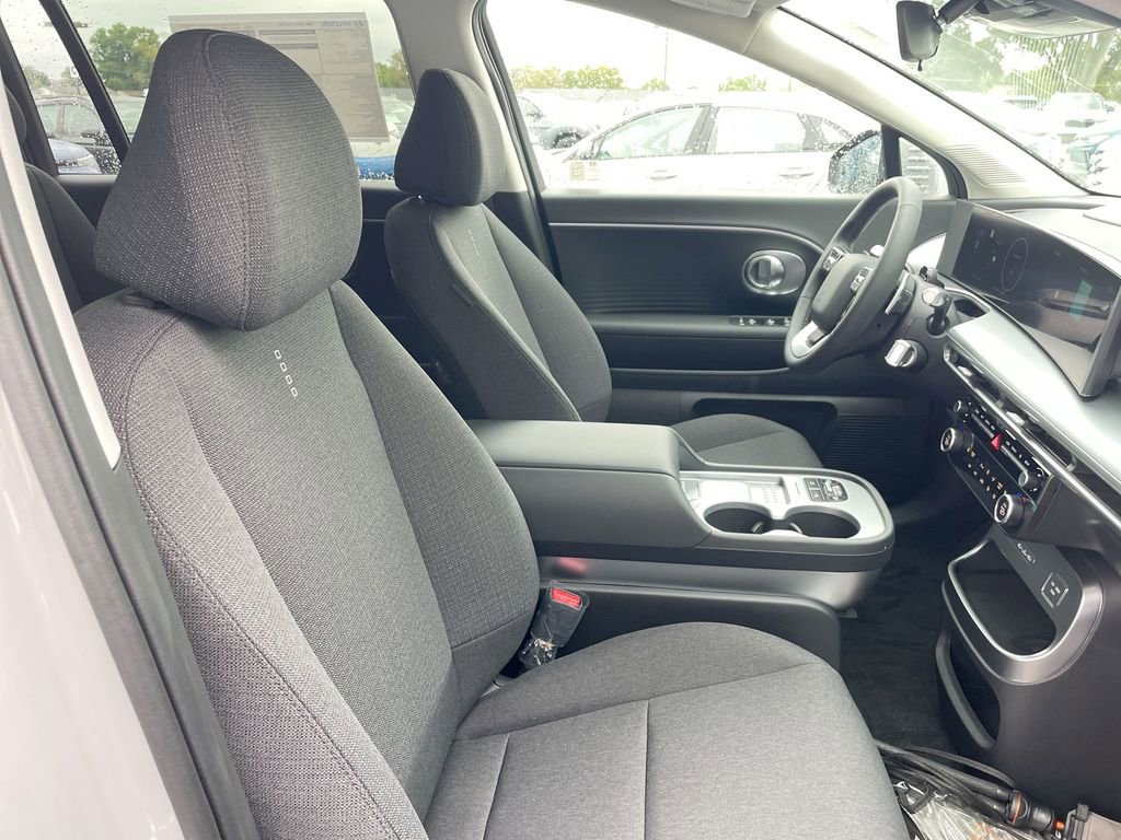 New 2026 Hyundai Ioniq 9 SE image 50