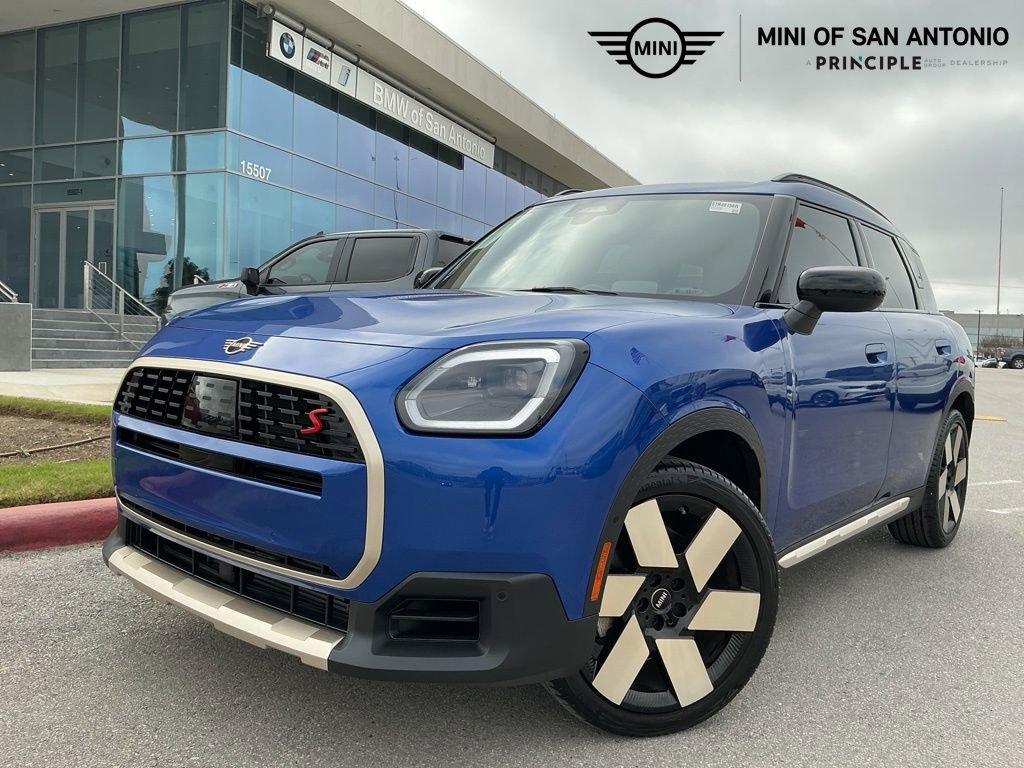 Certified 2025 MINI Cooper Countryman S image 1
