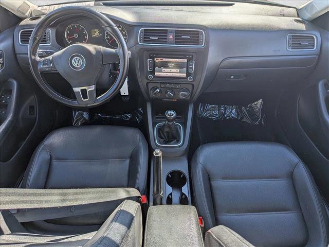 Used 2012 Volkswagen Jetta SE image 19