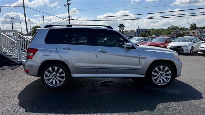 Used 2012 Mercedes-Benz GLK 350 4MATIC image 7