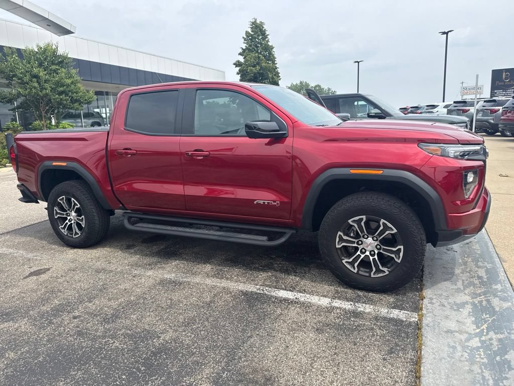 Used 2025 GMC Canyon AT4 w/ Technology Plus Package AWD/4WD image 3