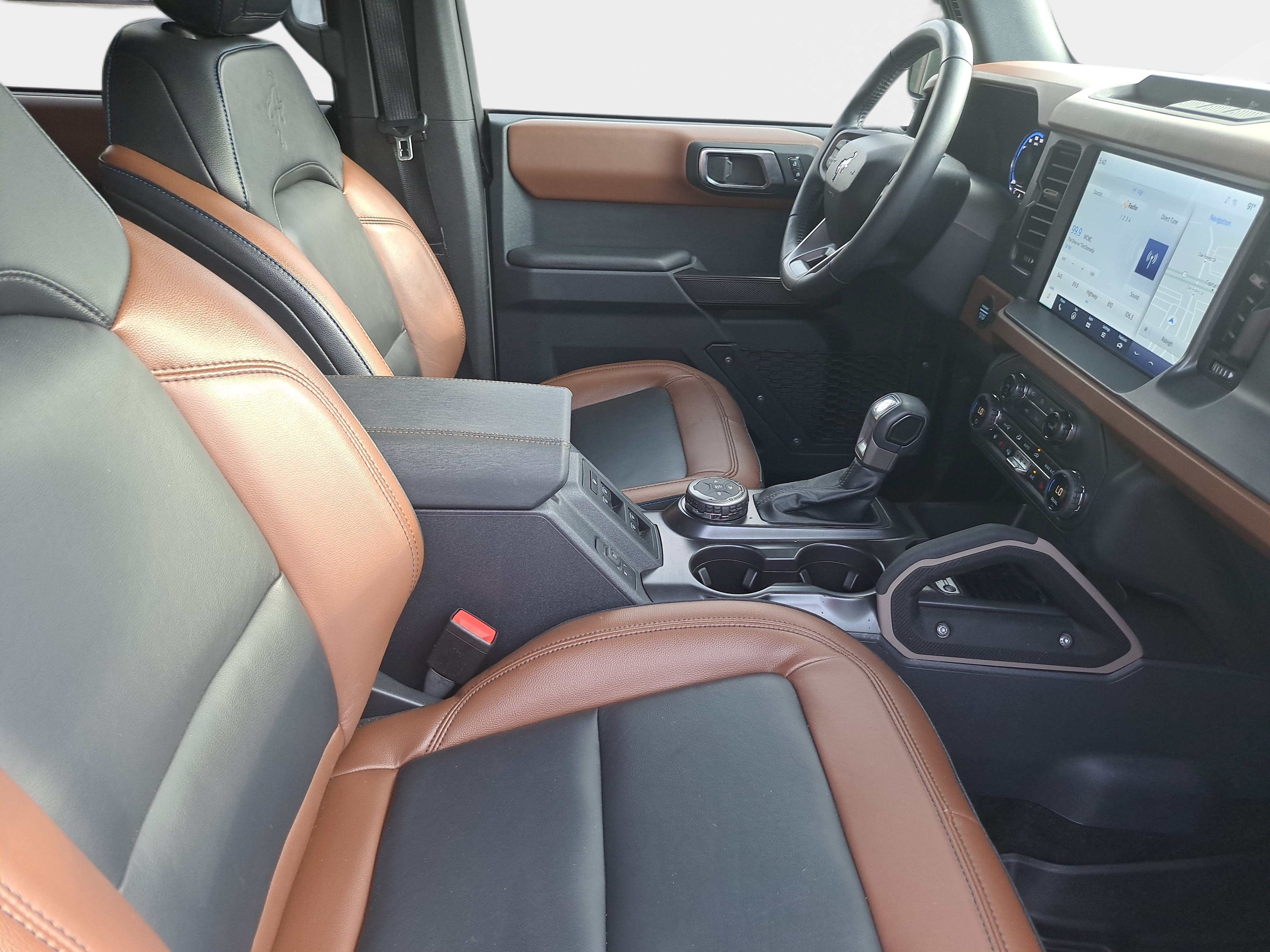 Used 2024 Ford Bronco Outer Banks AWD/4WD image 10